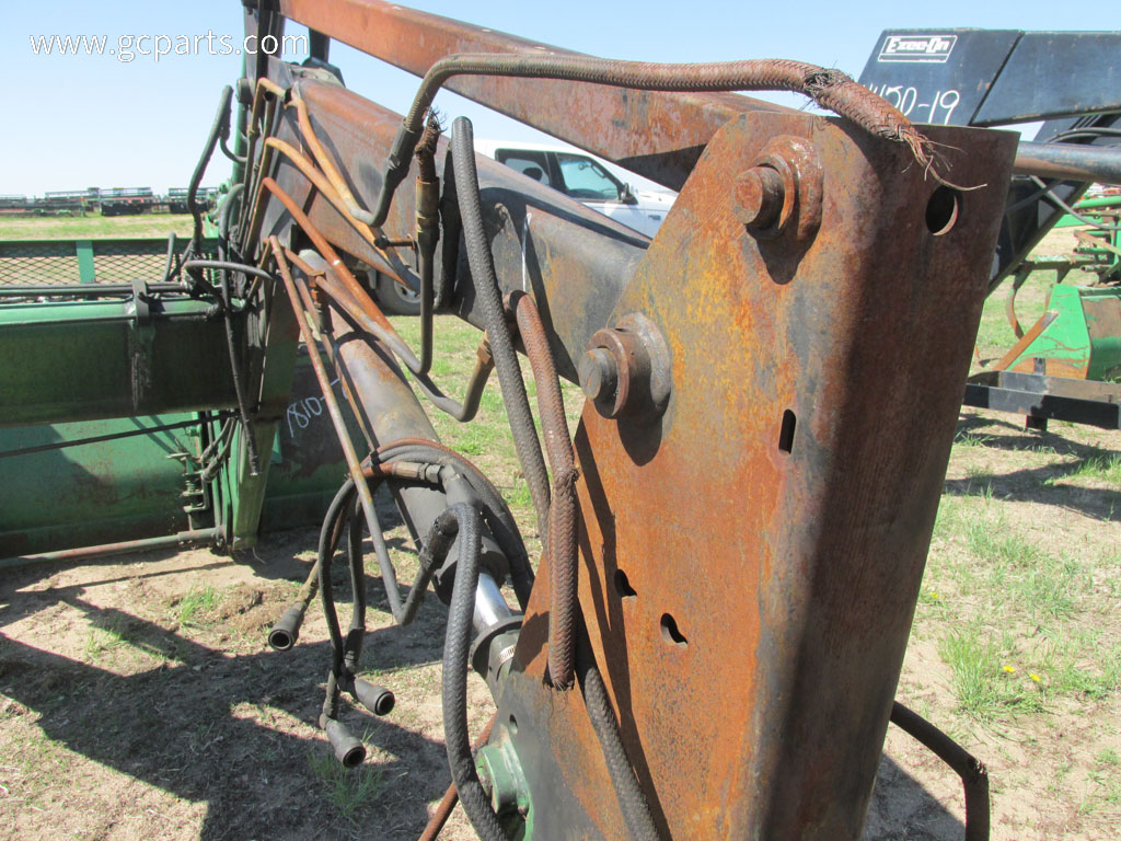 740 LOADER 7FT W/ GRAPPLE